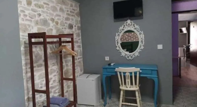 Casa Magnolia Boutique Rooms, Забронировать Бутик-отель Отели Кушадасы с парковкой, рядом с Kusadasi Bars Street, Парковка