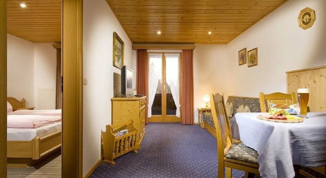Gasthof Dürrlehen, Varaa Hotelli Hotellit Baijeri pysäköinnillä, Pysäköinti