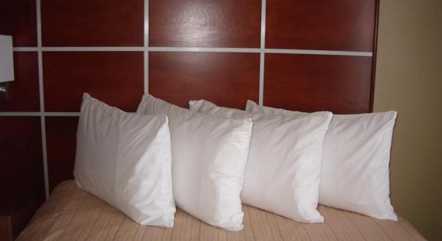 Номер Standard Days Inn by Wyndham Grande Prairie