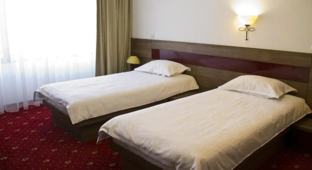 Hotel City Ploiesti, Забронировать Отель Отели Плоешти с парковкой, Парковка