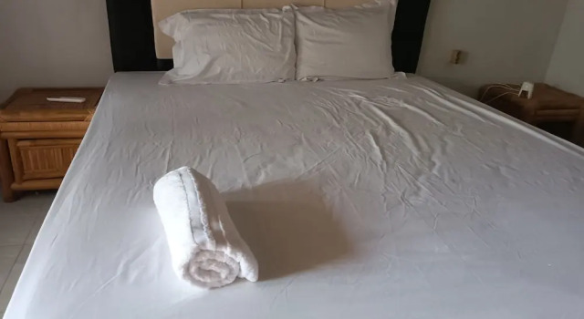 OYO 93626 Hi Homestay & Group, Reserva ahora Hotel Gerupuk Sengkol