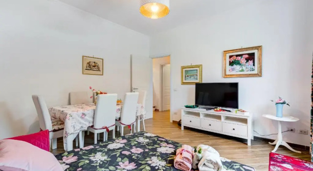 Alloggio turistico Giuly ID 3807, Prenota Hotel Hotel a Lazio con parcheggio, Parcheggio