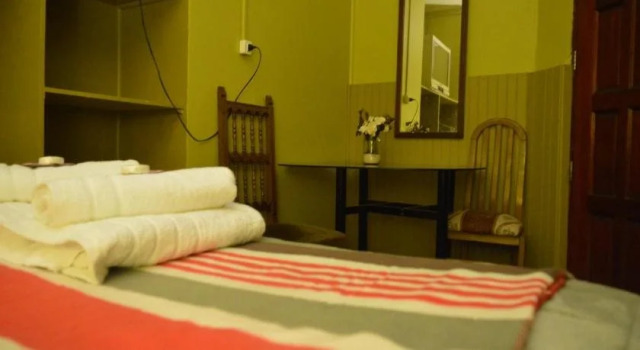 Hostal Las Heras, Prenota Hotel Hotel e alloggi a Temuco, Hotel