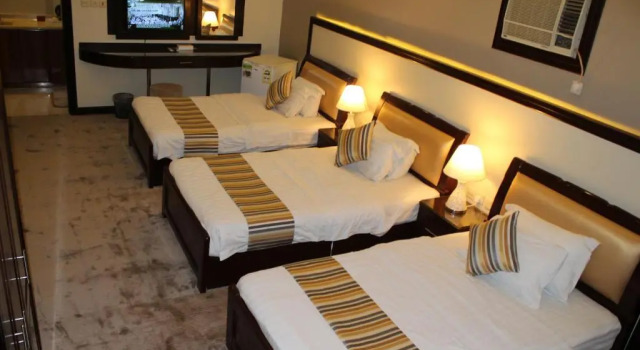 Люкс AL Mokhmalia Serviced Apartments