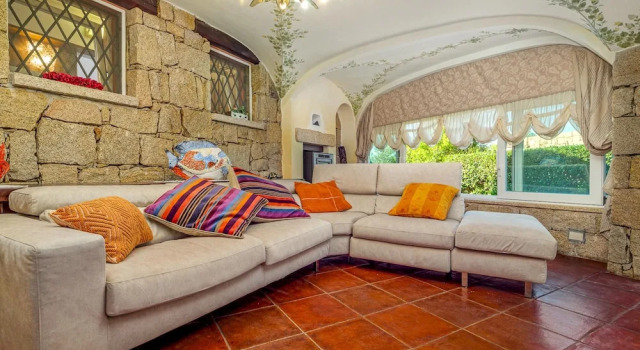 Villa Stella 6 Emma Villas, Book Villa Cannigione Emerald Coast