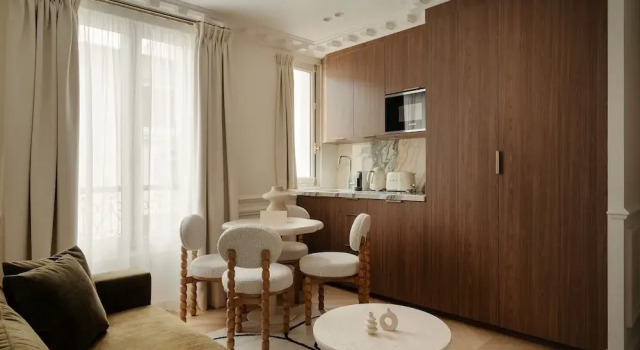 Leon Hotel-pigalle/suite-34, Забронировать Апарт-отель Апарт-отели Парижа, рядом с Art France Academie, Апарт-отель