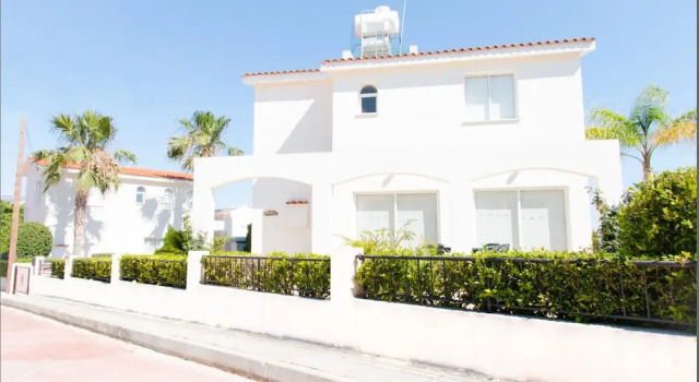 Villa Shiva, Rezerwuj Willa Hotele 3-gwiazdkowe w Peja, 3*