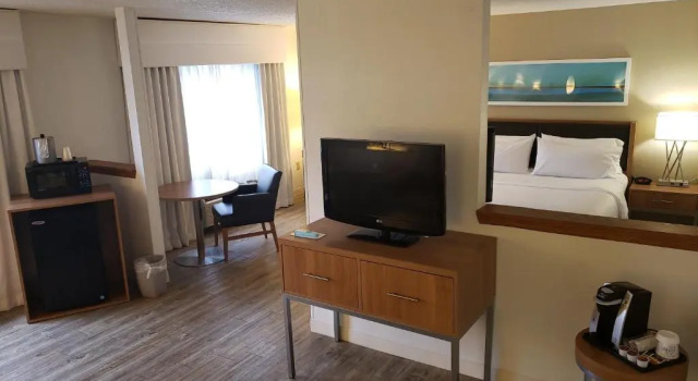 Люкс Holiday Inn Express Hotel Pittsburgh-North/Harmarville by IHG