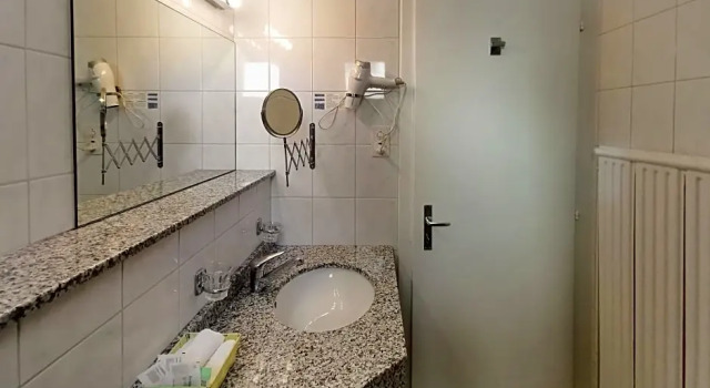 Номер Standard Hotel des Alpes Bulle center