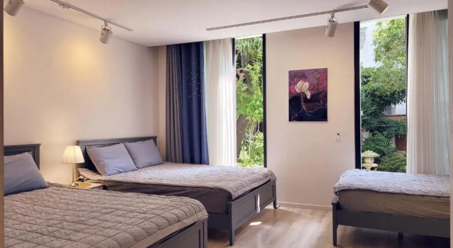Семейный номер Standard с видом на сад Gallery Family Hotel