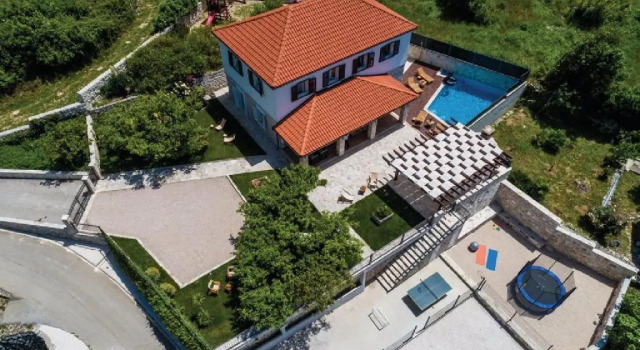 Вилла Villa Ucovic