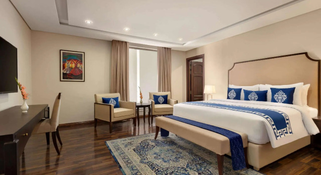 Полулюкс Ramada by Wyndham Lahore Gulberg II