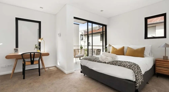 Relaxed Beachside Townhouse, Забронировать Отель Сидней Sydney Region, рядом с Королевский гольф-клуб Сиднея