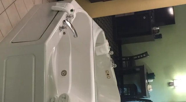 Номер Deluxe University Manor Inn