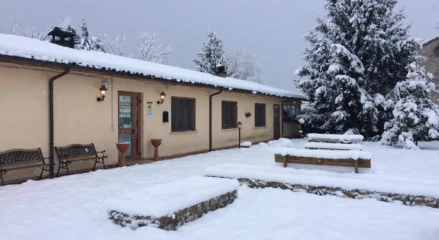 Agriturismo Le Due Arcate, Book Hotel Hotels in Molise with a Pool, Swimming Pool