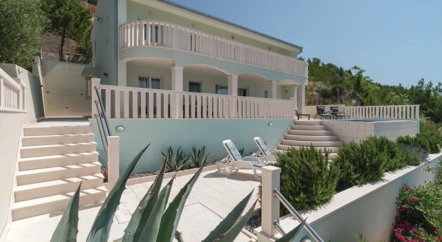 Amazing Home in Celina With Wifi and 4 Bedrooms, Book Hotel Hoteller i Celina med parkering, Parkering