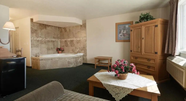 Студия Columbine Inn and Suites