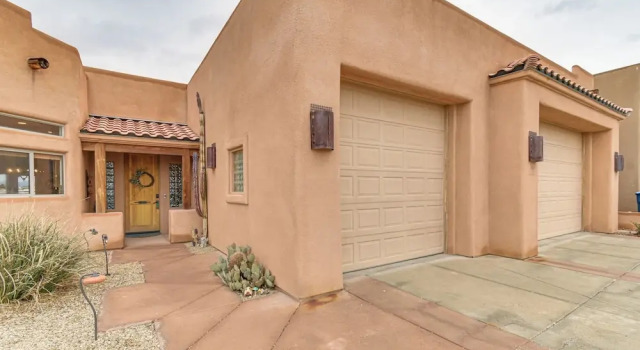 Private Pool, Spa, & Grills: Lake Havasu City Home, Забронировать Дом для отпуска Лейк-Хавасу-Сити штат Аризона