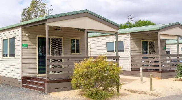 Номер Standard с 2 комнатами Berri Riverside Holiday Park