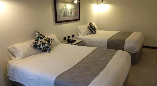 Standard quadruple chambre Hotel RDOS
