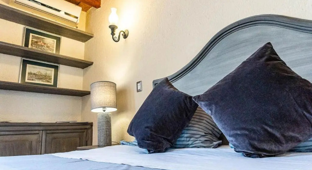 Люкс с балконом Mesón de la Merced Hotel Boutique, Patio & Spa