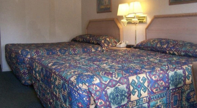 Celebration Inn, Prenota Hotel Lewisburg 