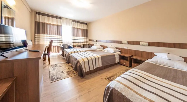 Camera tripla Standard Hotel Crisana Arad