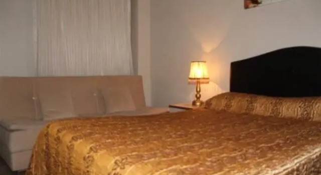 Dom Hotel, Забронировать Отель Фатих Стамбул, рядом с Библиотека Стамбульского университета