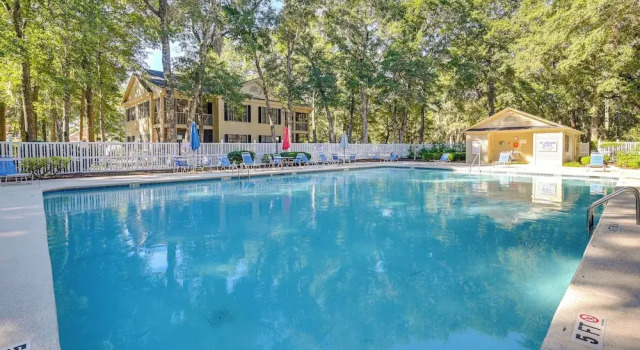 Апартаменты Paradise on Pawleys Island - Golf, Beach & Pool!