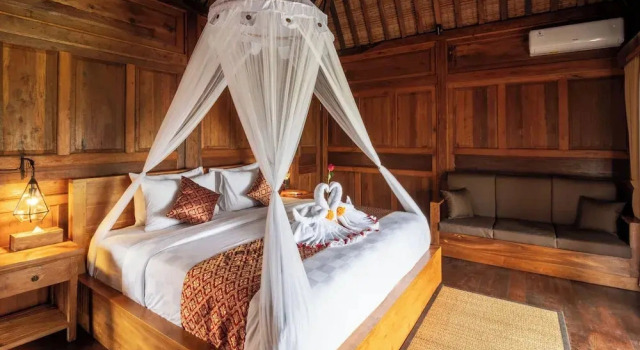 Embun Pagi Wooden Private Villas Ubud, Book Villa Hoteller i Gianyar med parkering, Parkering