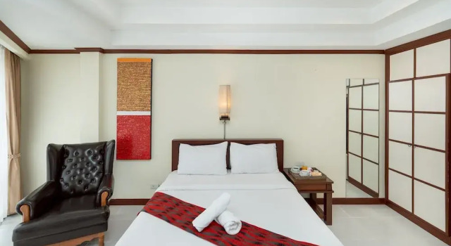 Номер Deluxe с балконом Khon Kaen Orchid Hotel