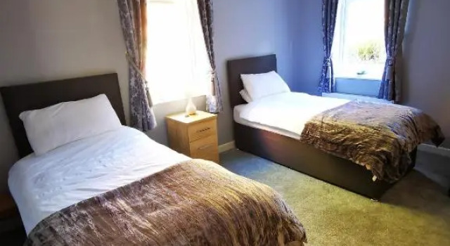 High Gables Apartment 2, Забронировать Апартаменты/квартира Пейнтон Девон, рядом с Goodrington Station