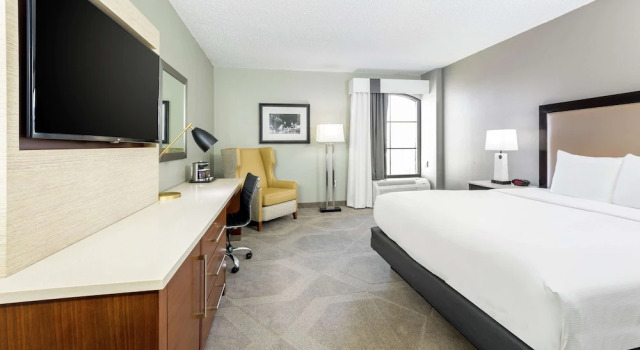 Двухместный номер для гостей с ограниченными возможностями DoubleTree by Hilton Austin-University Area