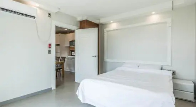 Люкс Monaco Pool Pension