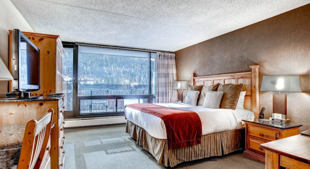 Двухместный номер Standard с балконом Keystone Lodge & Spa, A Vail Resorts Property