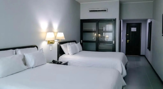 Четырёхместный номер Standard Hotel Internacional La Triada