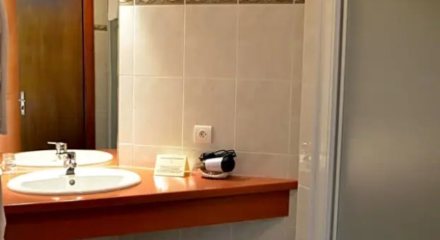 Номер Standard Logis Hotel & Restaurant - Les Vosges