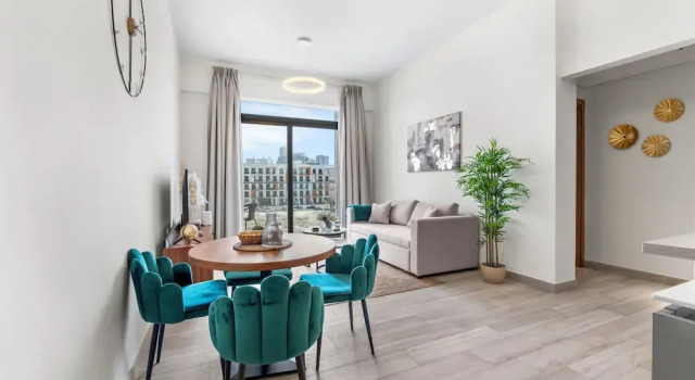 Waves - Stylish 1BR in JVC with Balcony & Pool, Забронировать Апартаменты/квартира Отели Дубая с парковкой, Парковка