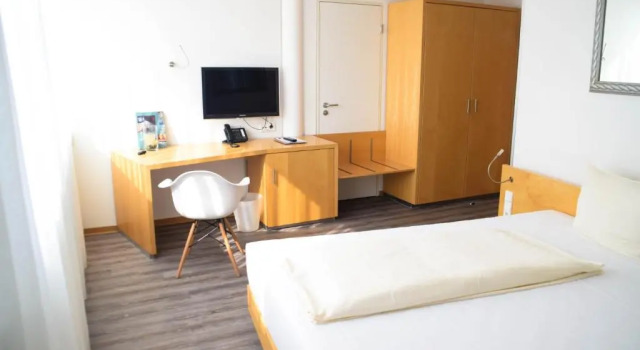 Cristall Hotel, Réserver Hôtel Waghaeusel Bade-Wurtemberg
