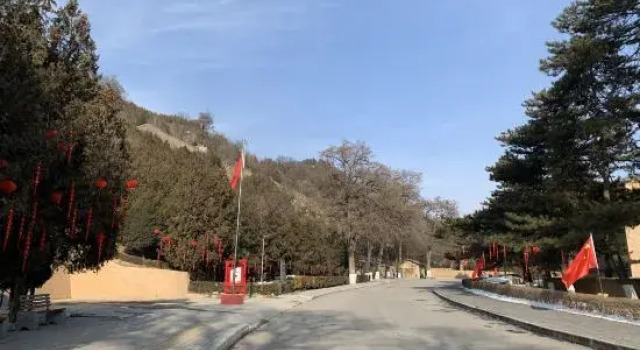 HanTing Hotel (Yan'an University Yangjialing), Book Hotel Hoteller i Shaanxi med parkering, Parkering