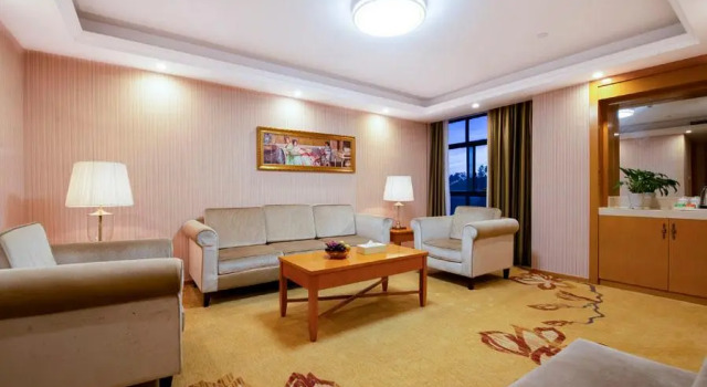 Люкс Executive Vienna Hotel Qinzhou North Square Branch
