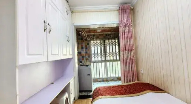 Семейный люкс Elegant Restaurant Apartment (Xi'an Yuxiangmen Subway Station)