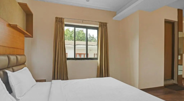 OYO 88595 Hotel Aquaa, Prenota Hotel Candolim 