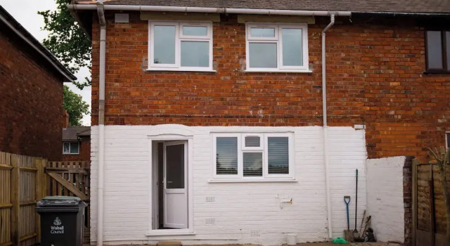 Коттедж House Sleeps 6 - Parking,garden,family&contractors