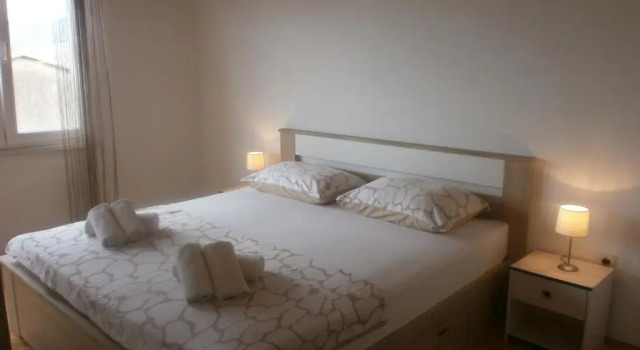 Apartmani Ljubica, Забронировать Апартаменты/квартира Отели в центре Каштел Старей, в центре