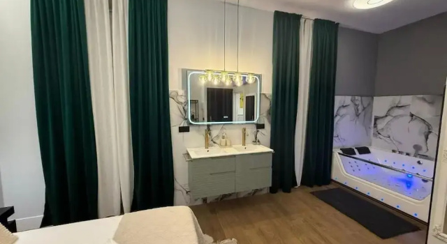 Двухместный номер Deluxe с балконом Ventura Luxury