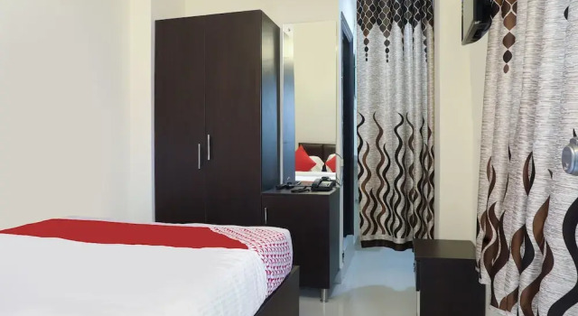 OYO 15956 Aurobindo Comforts, Rezerwuj Hotel Kondapur 