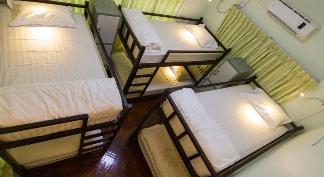 Yangon Hub Hostel, Book Hostel / Vandrerhjem Hostels i Yangon Region, Hostel / Vandrerhjem