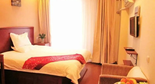 Двухместный номер Superior GreenTree Inn Shanghai Hongqiao Airport Hotel