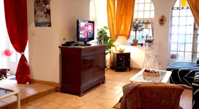 House With 2 Bedrooms In Sainte Maxime With Terrace And Wifi 650 M From The Beach, Забронировать Дом для отпуска Сент-Максим Mimosa Road